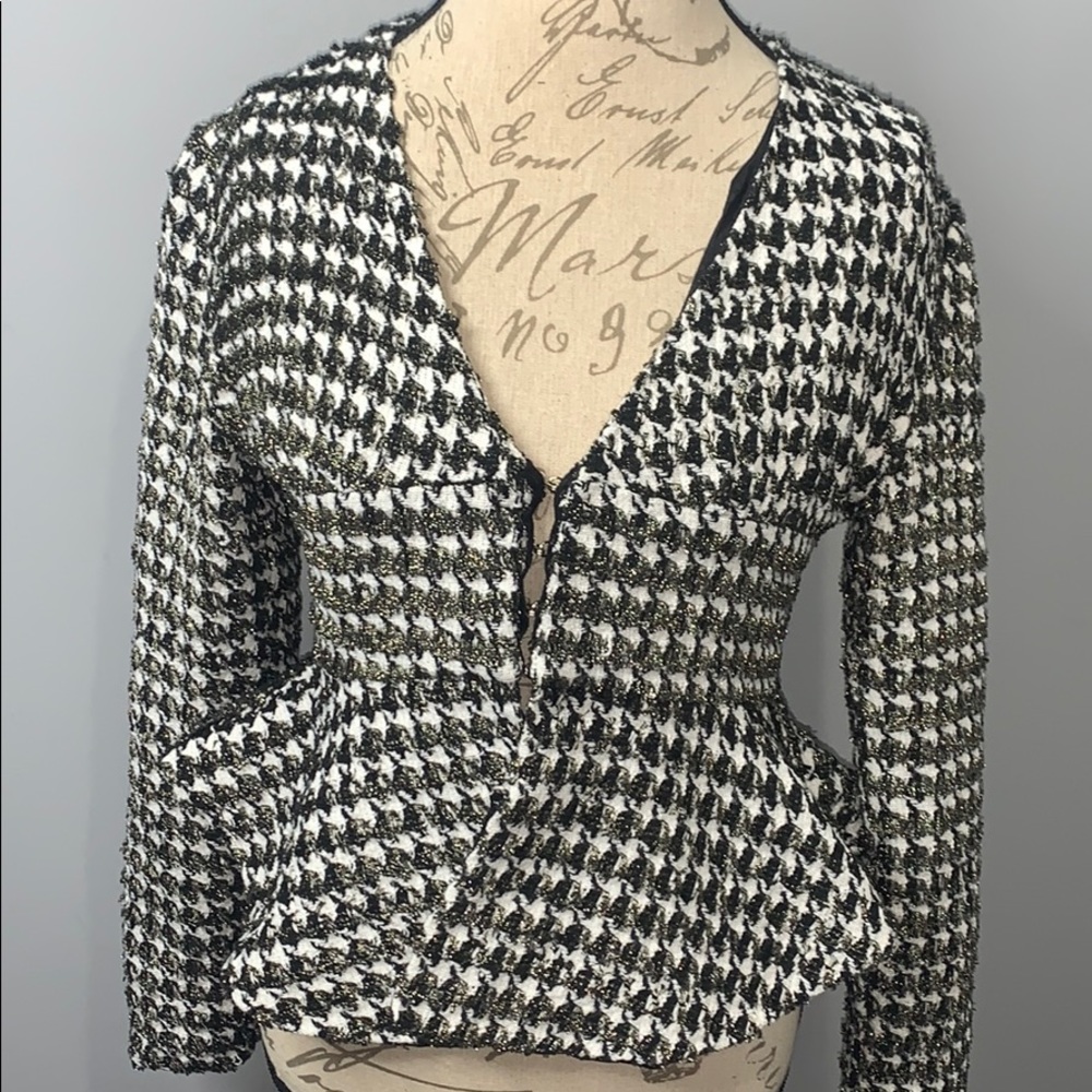 Reselling black and white blazer jacket